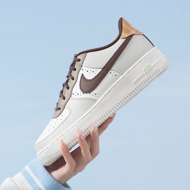 733 -  Giày Nike Air Force 1 LV8 Brogue Sail Brown FV3702 121 [HÀNG CHÍNH HÃNG]
