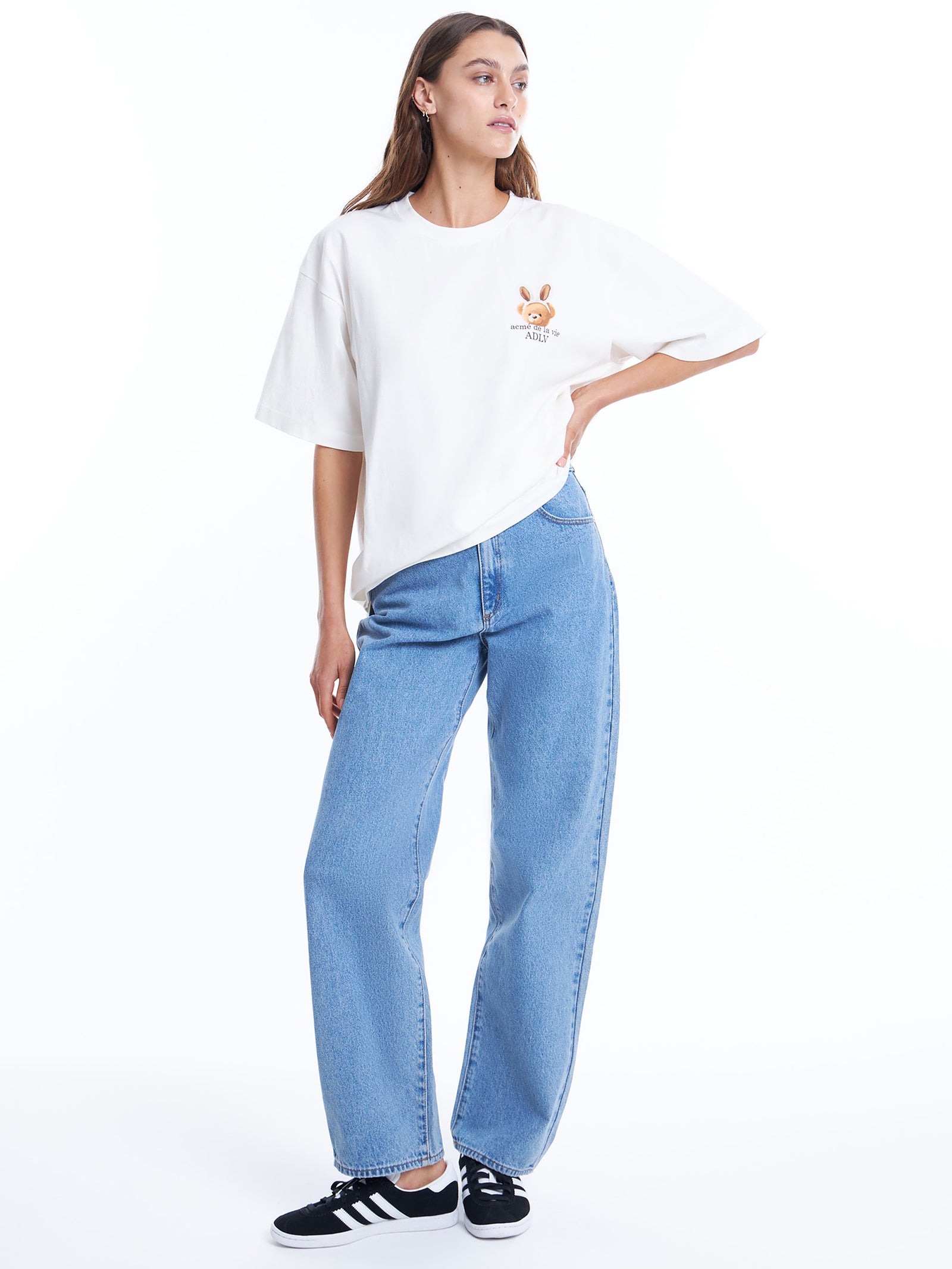 2195 - Áo ADLV Fuzzy Font Rabbit Bear Doll Cream Acmé de la vie ADLV-24SS-SSLRBR-CRM [HÀNG CHÍNH HÃNG]