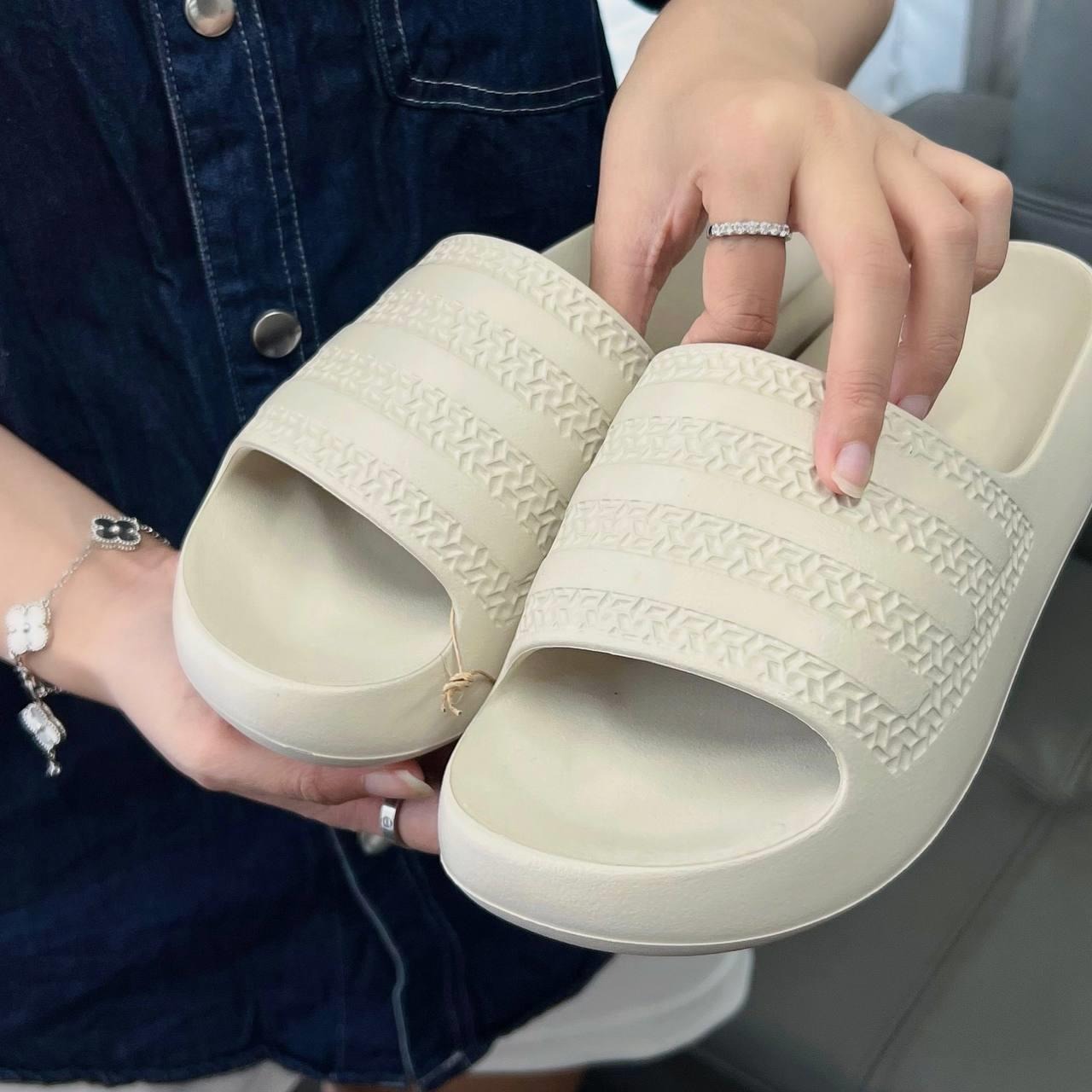 951 -  Dép Adidas Originals Adilette Ayoon Bliss - Code GX7064 [HÀNG CHÍNH HÃNG]