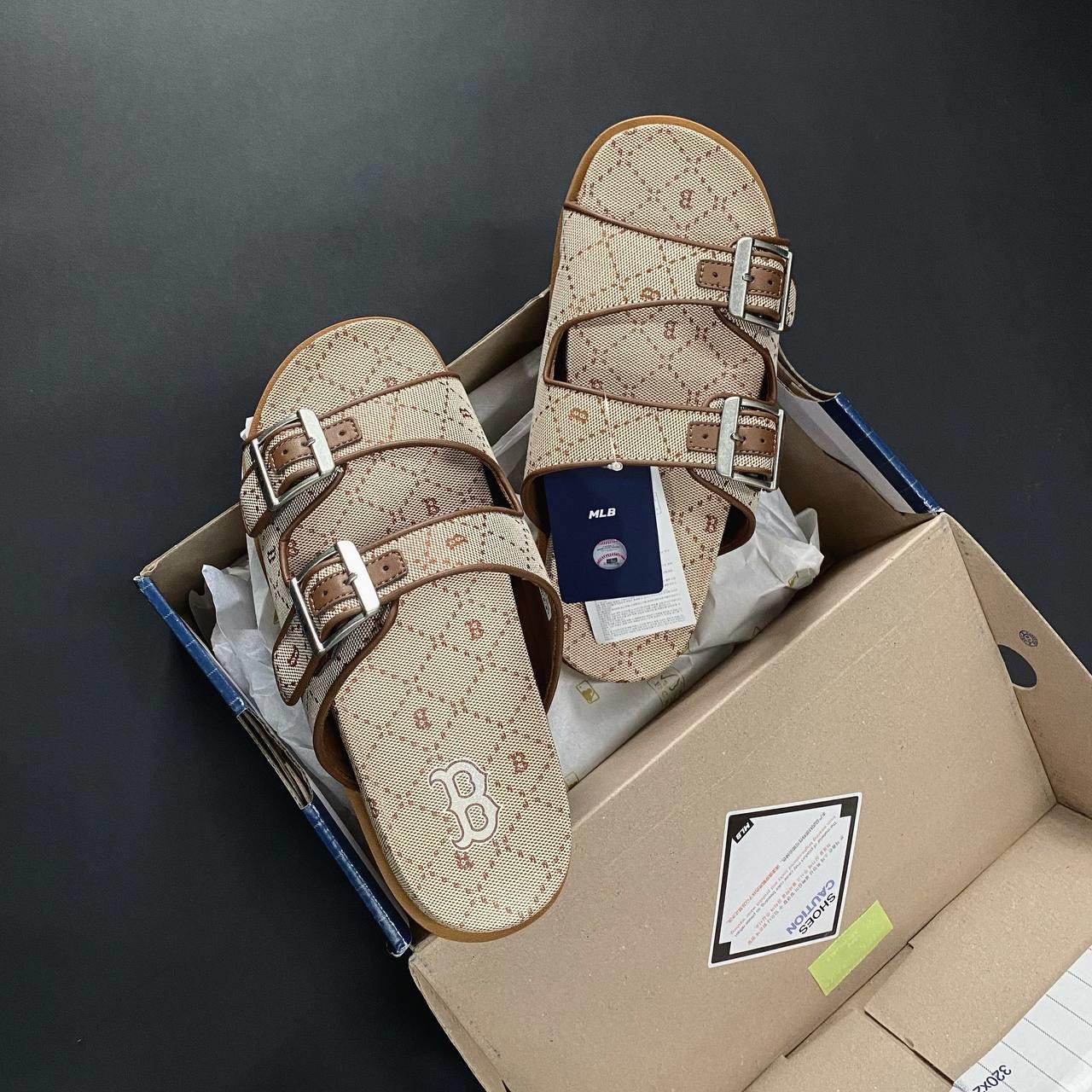 990 -  Dép MLB Double Slides Dia Mono Boston Redsox Biege - Code 3ALPCTM33 43BGS [HÀNG CHÍNH HÃNG]