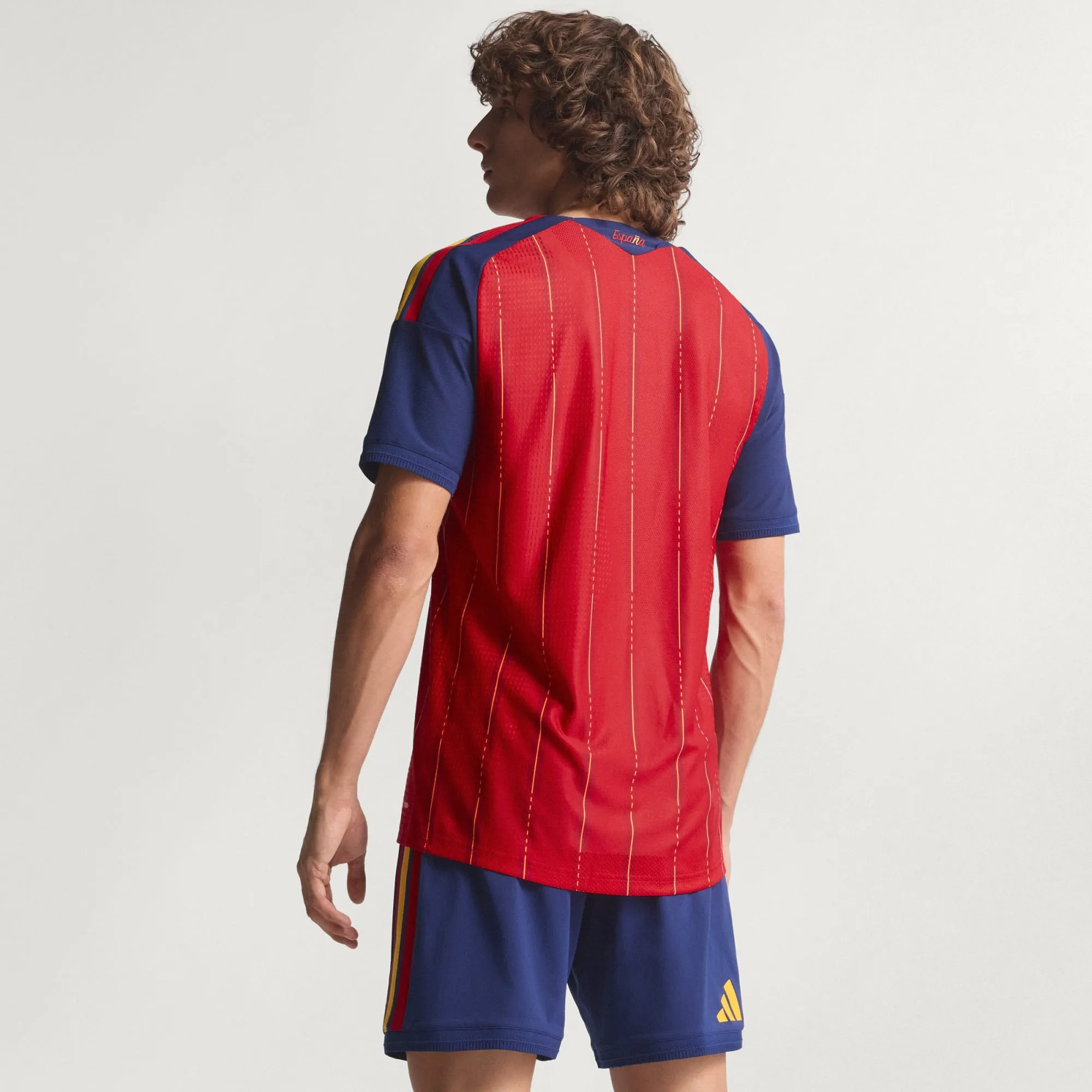 Adidas Áo Đấu Tây Ban Nha Sân Nhà WC26 Bản Player [JN4366]