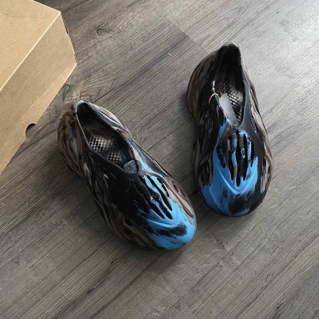 1975 - Giày Adidas Yeezy Foam RNR MX Cinder ID4126 [HÀNG CHÍNH HÃNG]