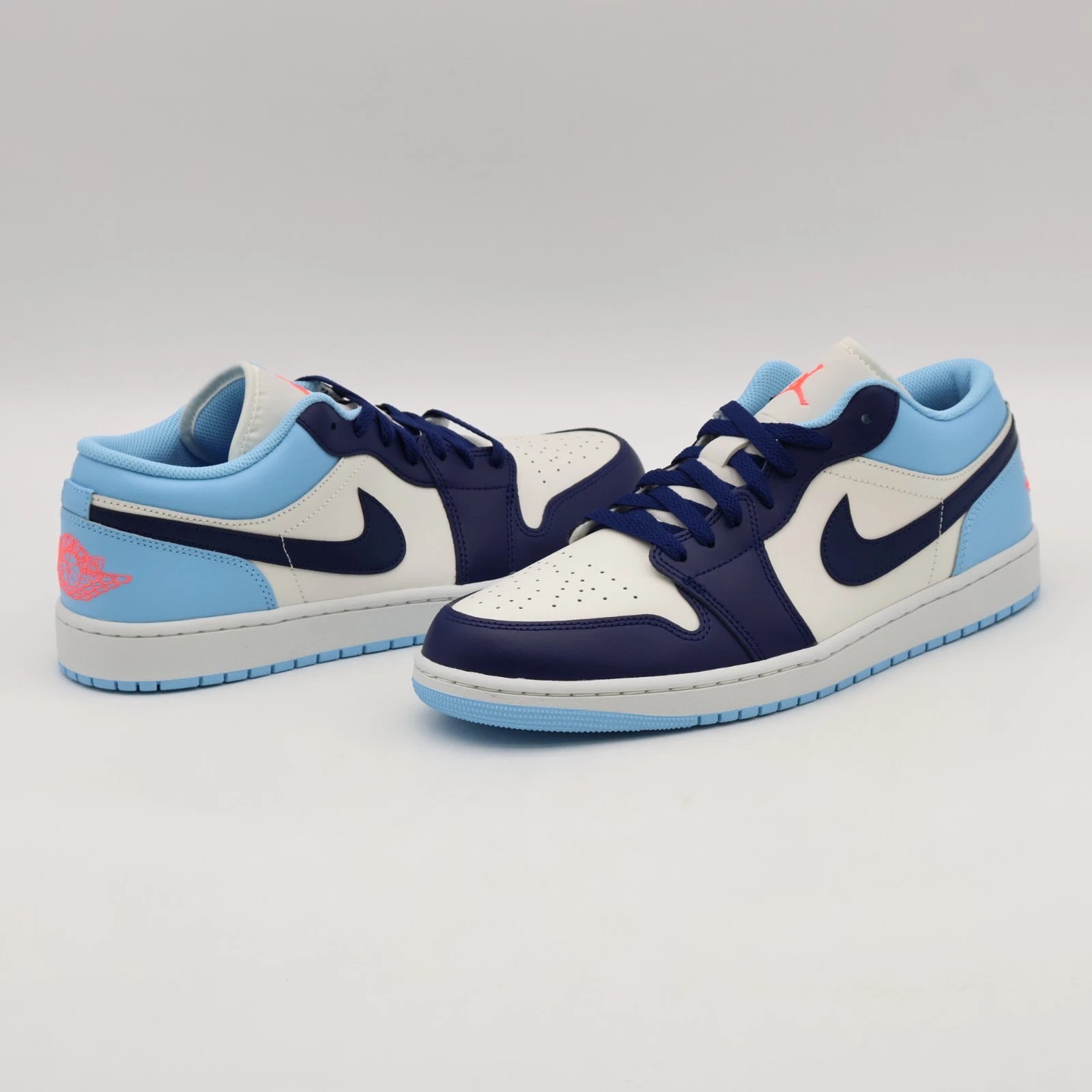 2596 - Giày Nike Air Jordan 1 Low “Blue Chill” 553558-149 [HÀNG CHÍNH HÃNG]