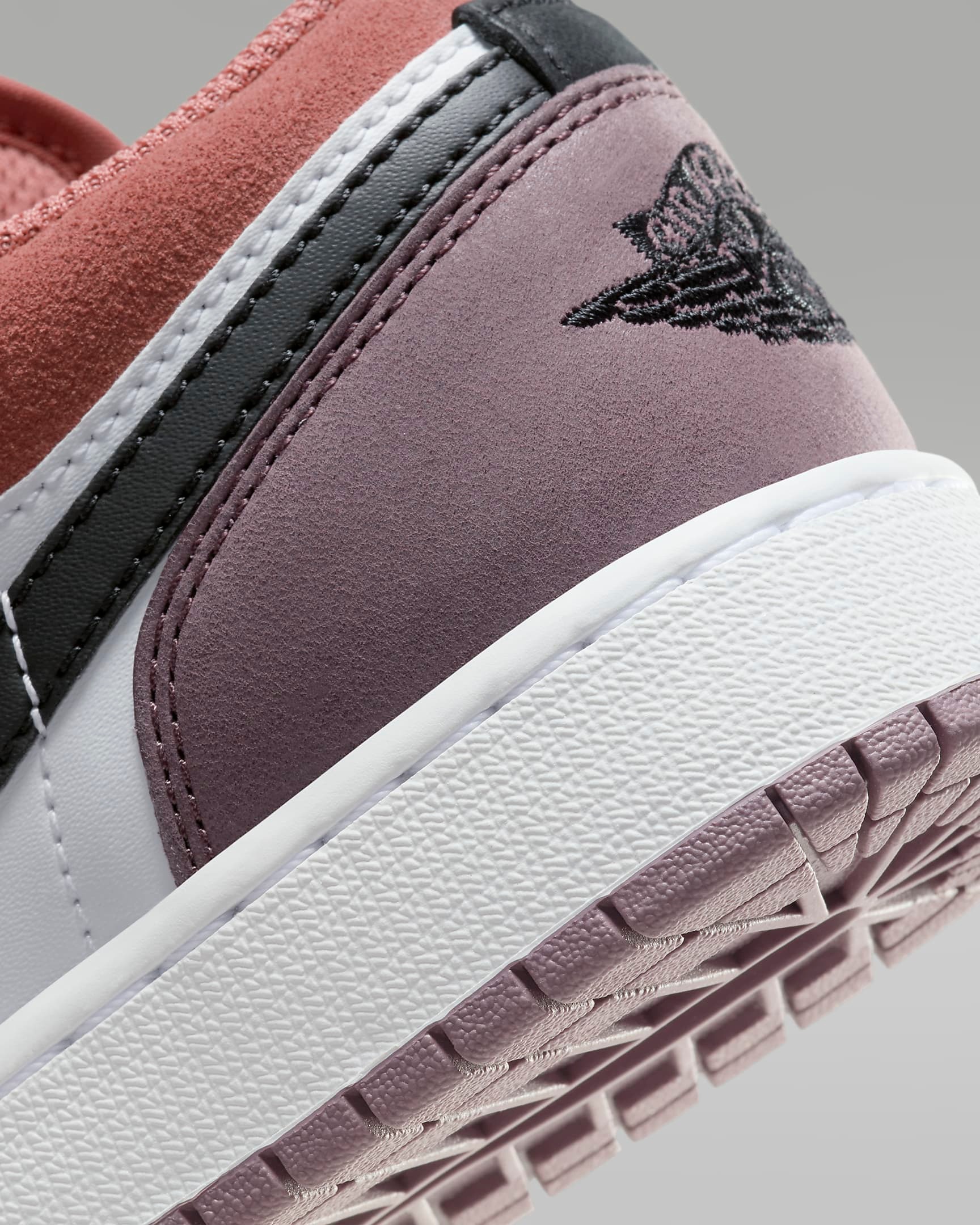 761 - Giày Nike Air Jordan 1 Low SE Sky J Mauve GS FB9908 102 [HÀNG CHÍNH HÃNG]