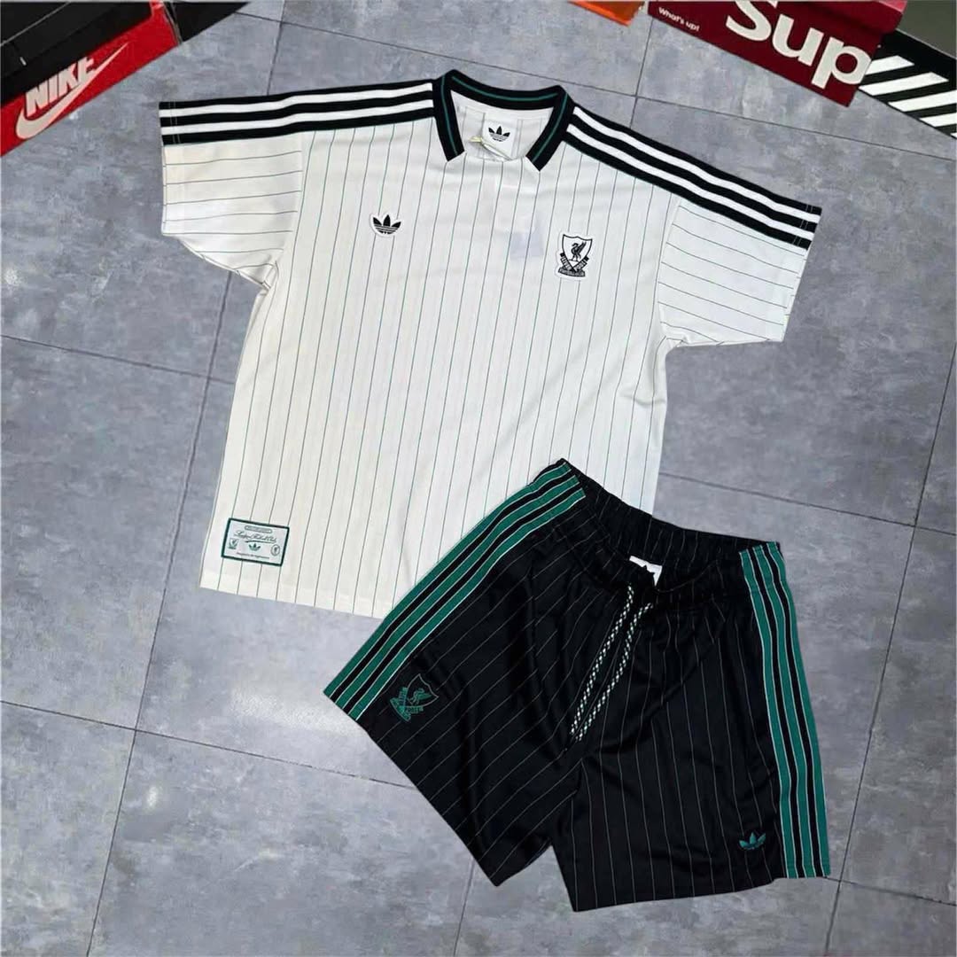 1815 - Áo Adidas Liverpool FC Terrace Icon White / Sea Green JW5466 [HÀNG CHÍNH HÃNG]