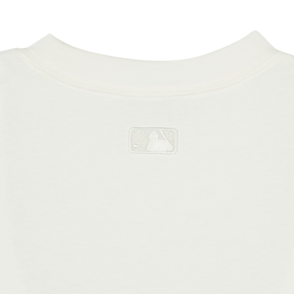 537 -  Áo MLB NY New Year Dragon - Tết 2024 Collection - Trắng Kem - Code 3ATSQ014-50CRS [HÀNG CHÍNH HÃNG]