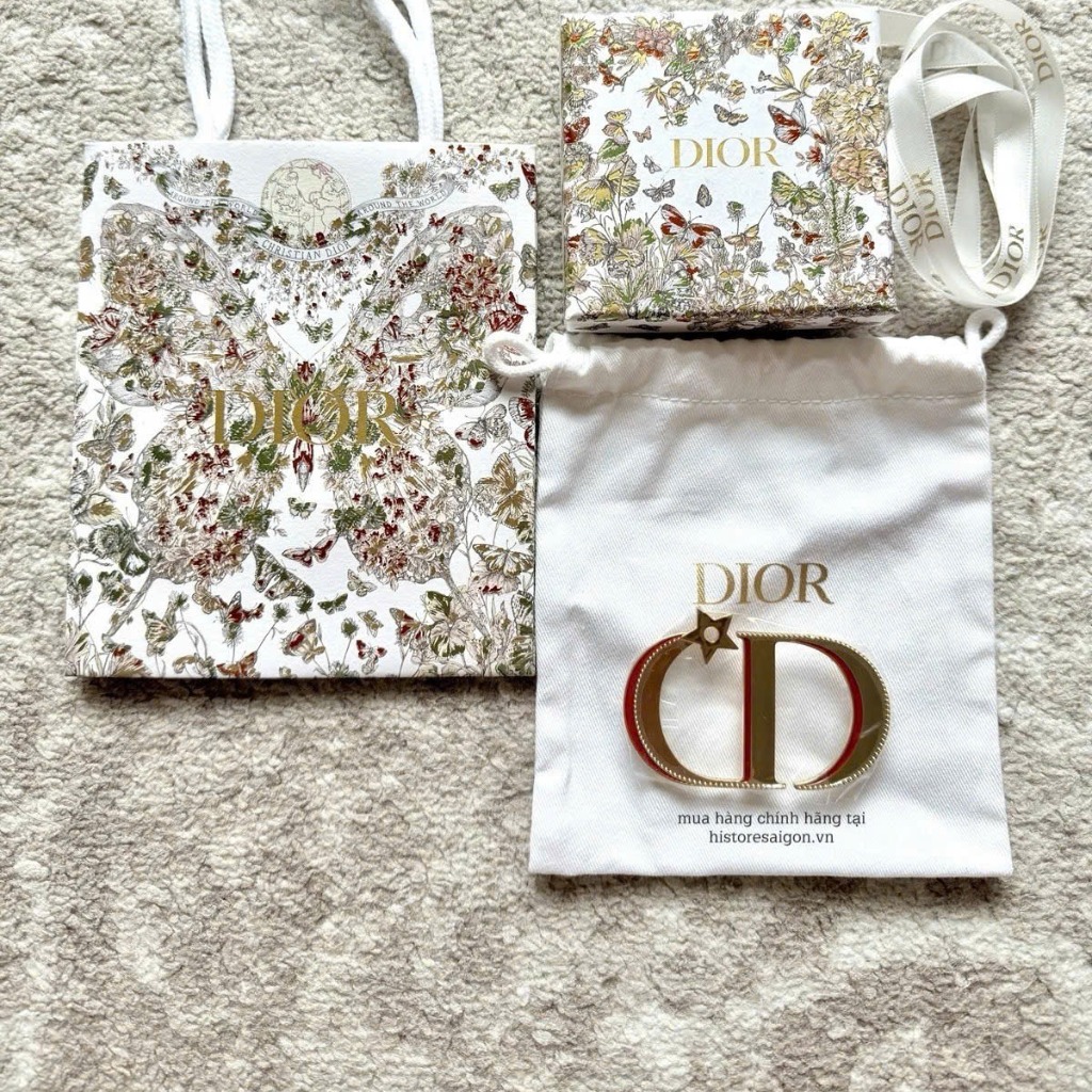 2673 - Cài Áo Dior Gift (Gift Hãng Tặng Khách) [HÀNG CHÍNH HÃNG]