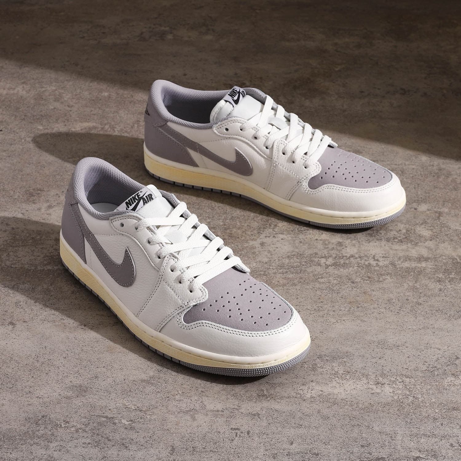 834 -  Giày Nike Air Jordan 1 Retro Atmosphere Grey CZ0790 101 [HÀNG CHÍNH HÃNG]