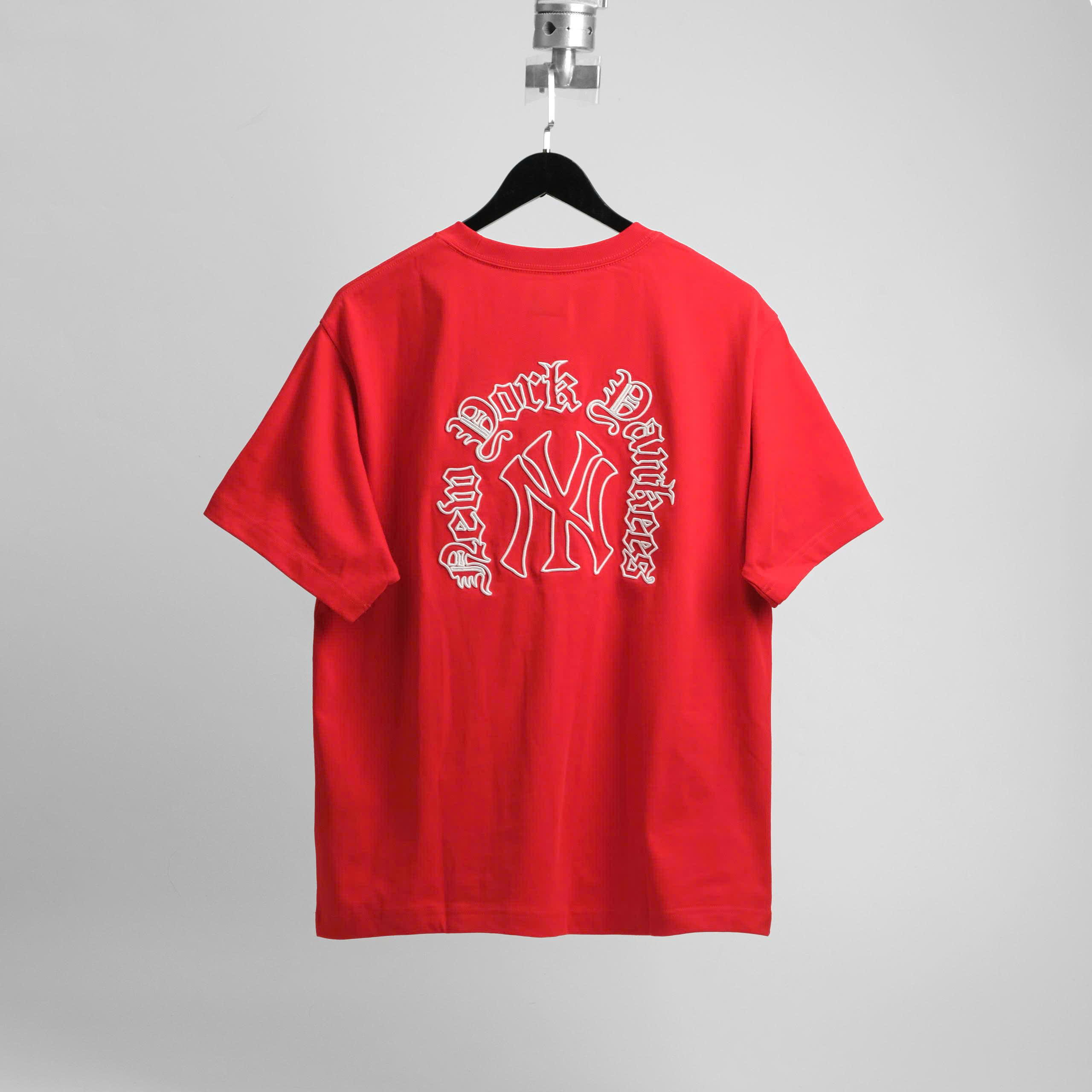 2152 - Áo New Era NY New York Yankee Gothic Font Đỏ [HÀNG CHÍNH HÃNG]