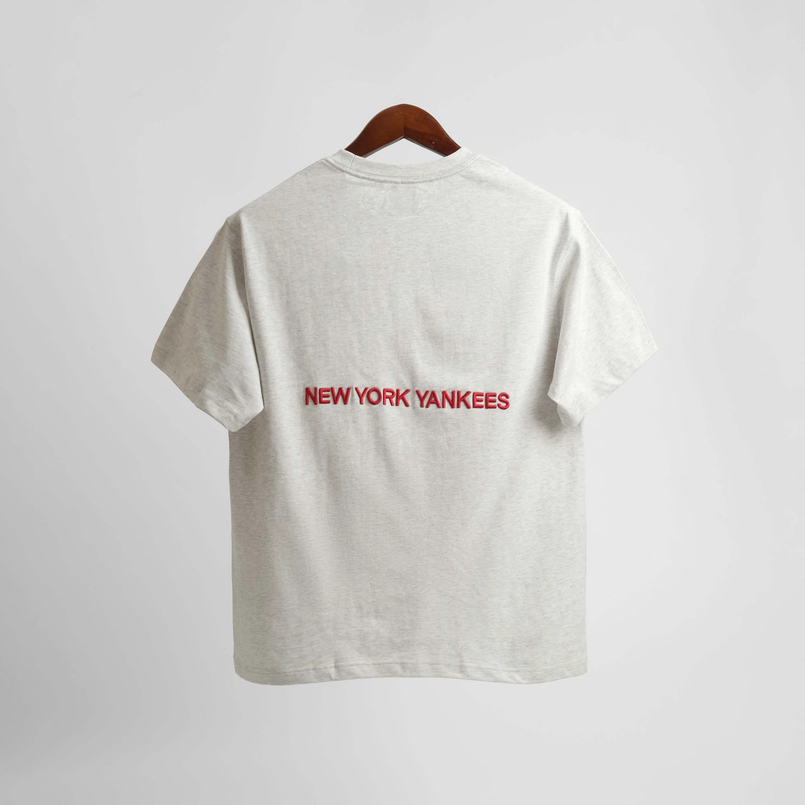 2197 - Áo New Era New York Yankees Xám Chữ Đỏ [HÀNG CHÍNH HÃNG]
