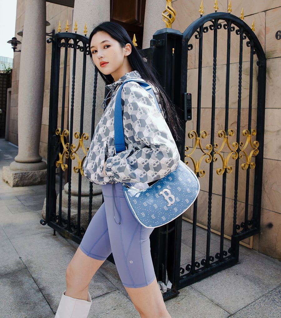 890 -  Túi MLB Diamond Monogram Denim Jacquard Hobo Bag Boston Red Sox L.Sky Blue - Code 3ABQS023N-43SBL [HÀNG CHÍNH HÃNG]