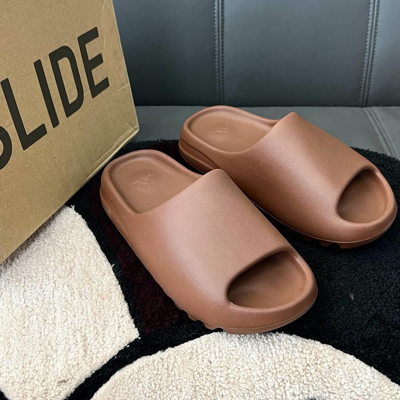 797 -  Dép Adidas Yeezy Slide Flax - Nâu Choco - Code FZ5896 [HÀNG CHÍNH HÃNG]