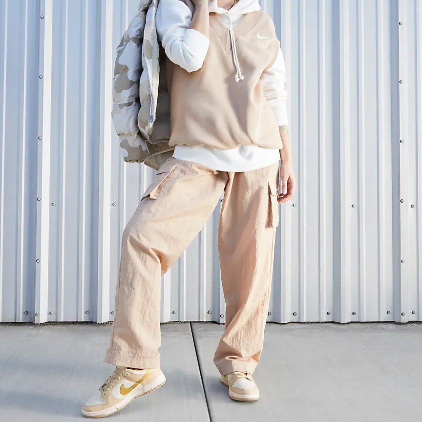 282 -  Giày Nike Dunk Low "Gold Swoosh" - Code DX5930-001 [HÀNG CHÍNH HÃNG]