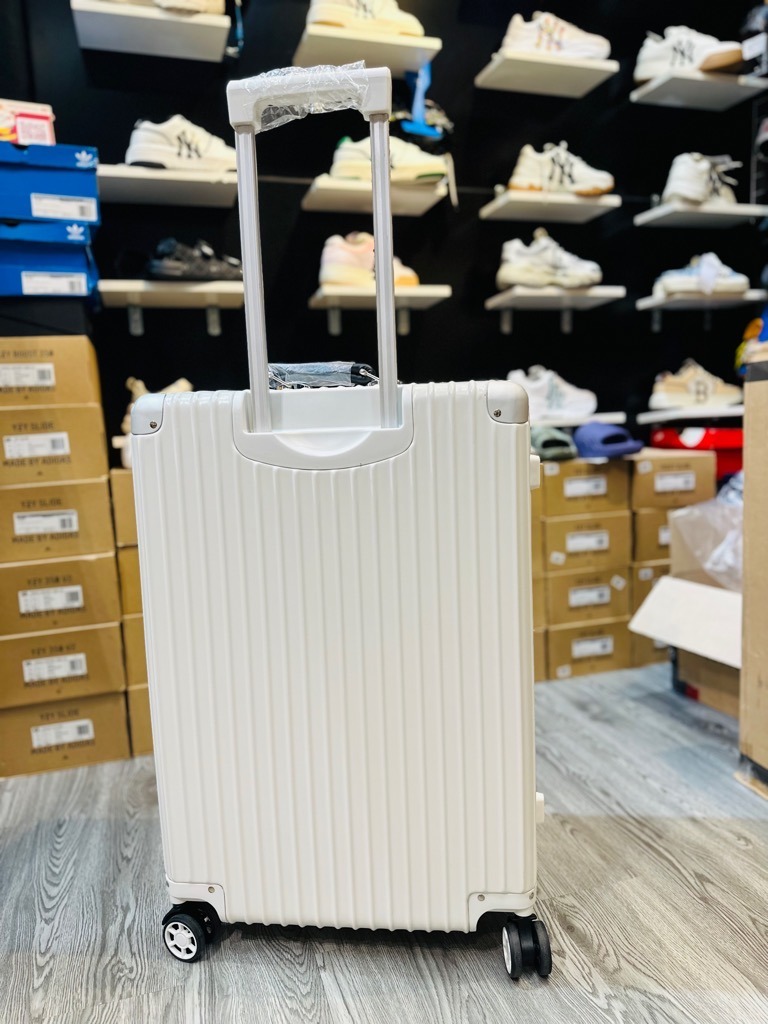752 -  Vali Nike Sneakers Silhouette - Size Siêu Ký Gửi 29 - Trắng Kem [HÀNG CHÍNH HÃNG]