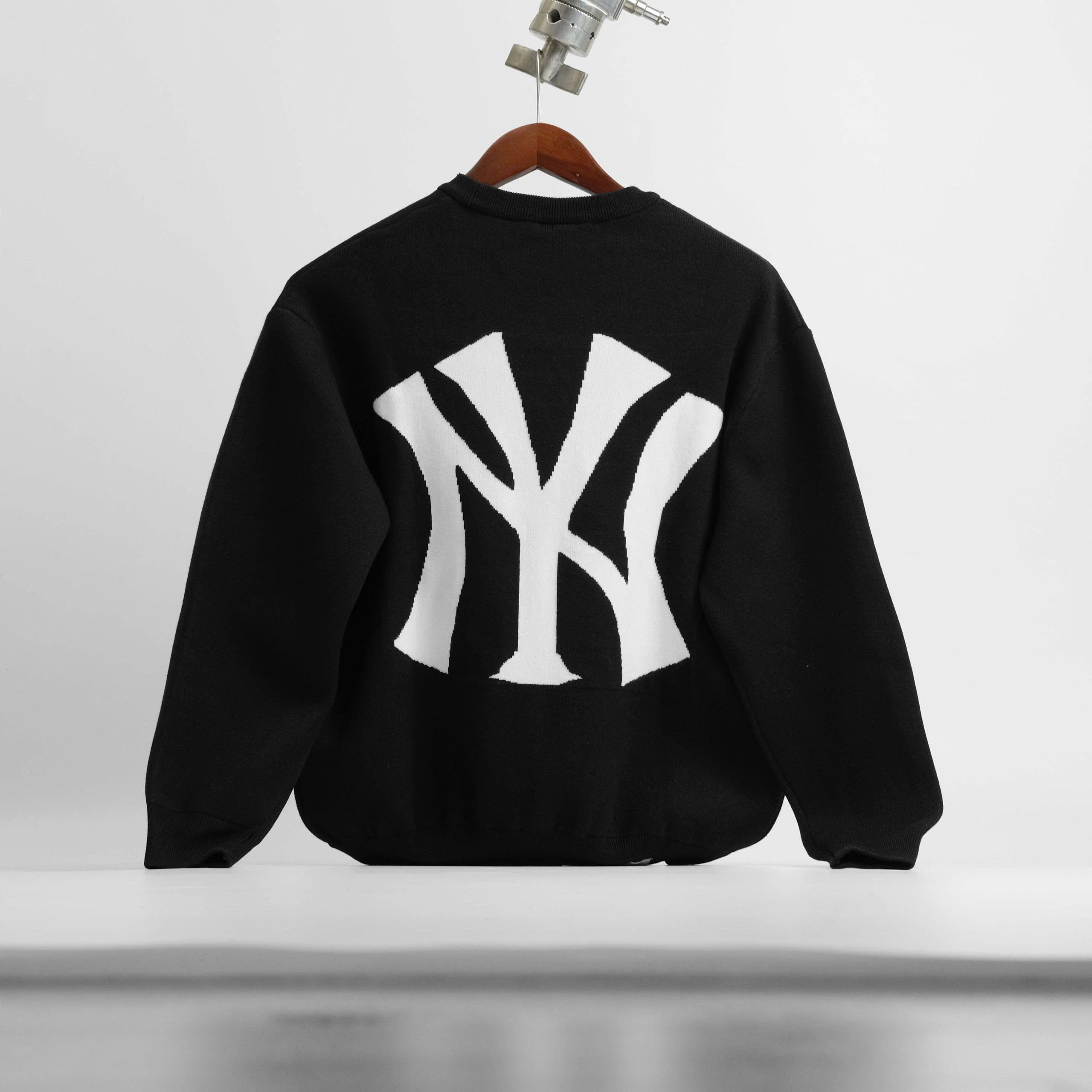 2078 - Áo Sweater New Era Knit NY Ver 2 Đen Thêu Trắng [HÀNG CHÍNH HÃNG]