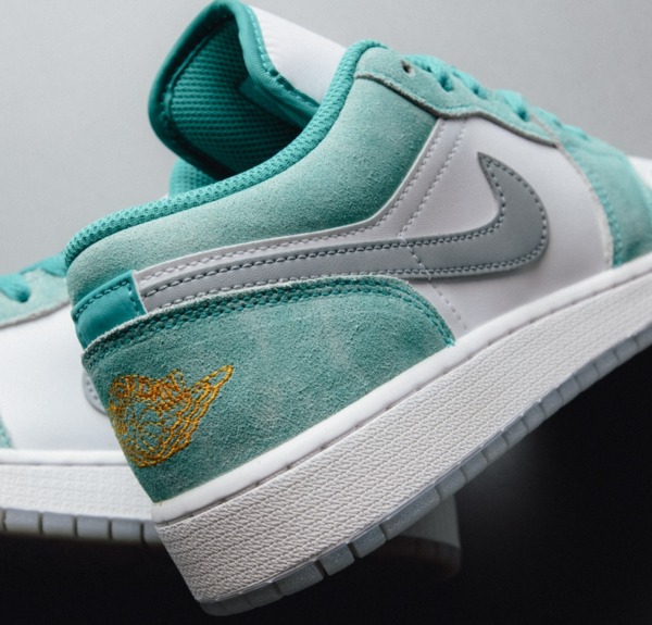324-  Giày Nike JD 1 Low "New Emerald" - DO8244-301 [HÀNG CHÍNH HÃNG]