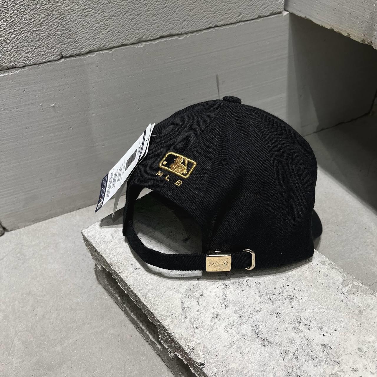 1005 -  Nón MLB Metal Logo Structured New York Yankees Black Gold - Code 32CPIG111 50L [HÀNG CHÍNH HÃNG]