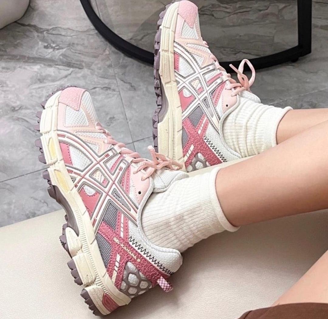1902 - Giày Asics Gel Kahana 8 White Pink 1012A978-103 [HÀNG CHÍNH HÃNG]