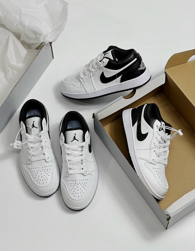792 -  Giày Air Jordan 1 Low Reverse Panda - Code 553558 132 / 553560 132 [HÀNG CHÍNH HÃNG]