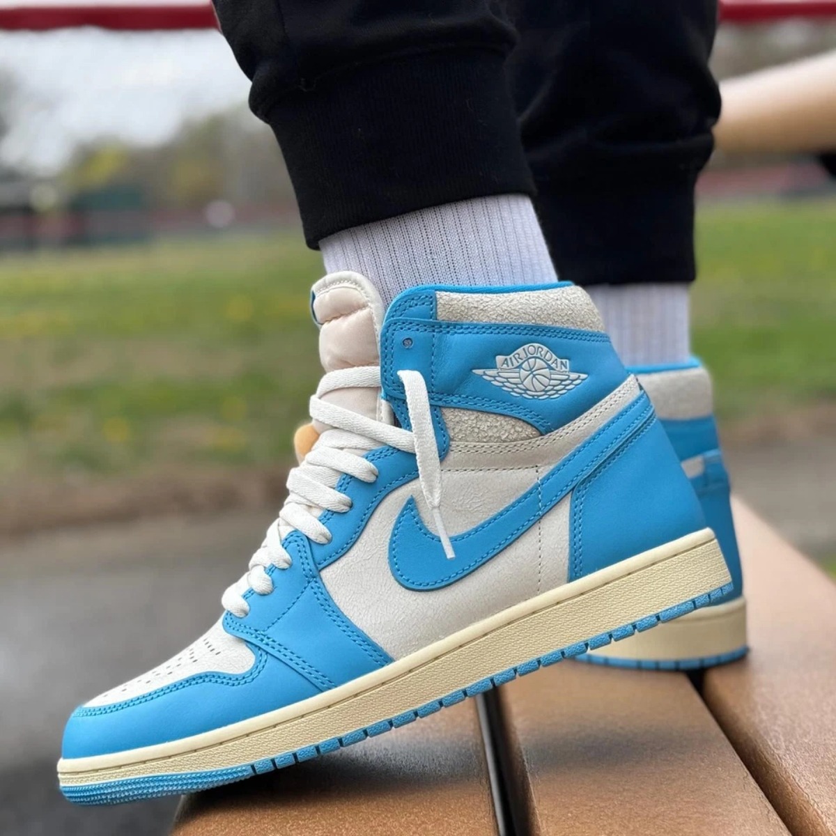 2606 - Giày Nike Air Jordan 1 High OG 'UNC Reimagined' DZ5485-402 [HÀNG CHÍNH HÃNG]