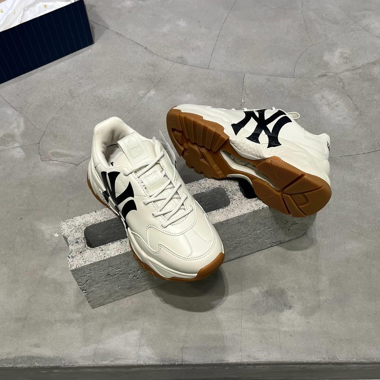 099 -  MLB Chunky NY Đen - Đế Gum - Ver 2 - Code 3ASHC101N-50BGL [HÀNG CHÍNH HÃNG]