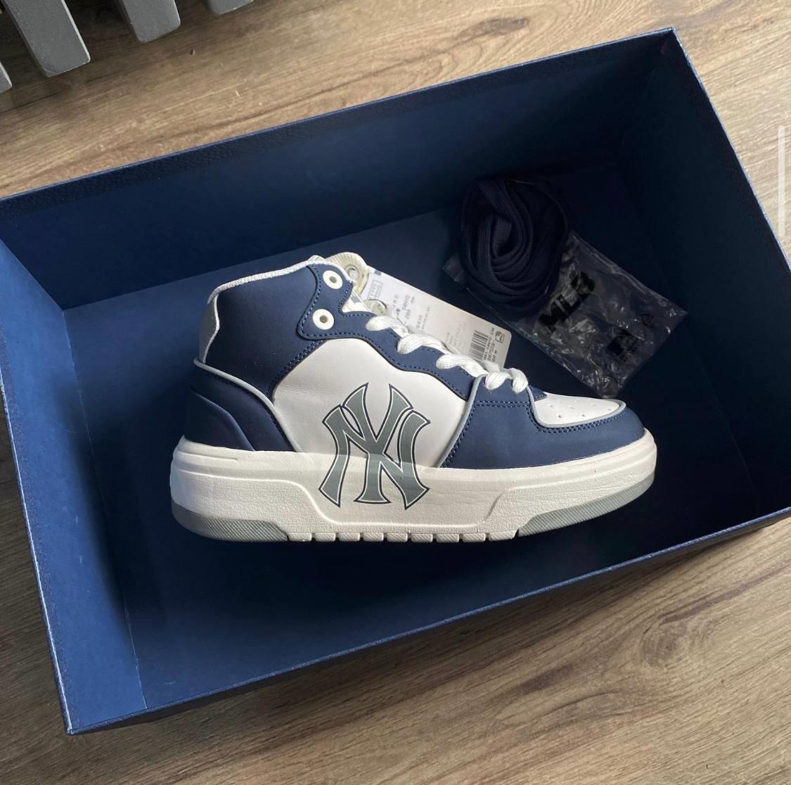 578  -  GIÀY MLB CHUNKY LINER HIGH NEW YORK YANKEES 3ASXCB12N-50NYD [HÀNG CHÍNH HÃNG]