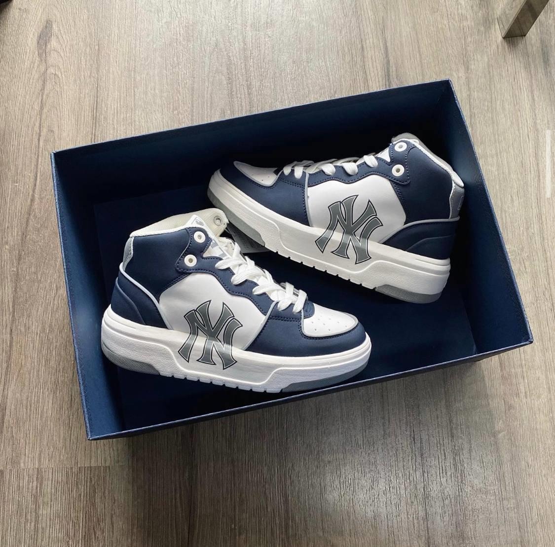578  -  GIÀY MLB CHUNKY LINER HIGH NEW YORK YANKEES 3ASXCB12N-50NYD [HÀNG CHÍNH HÃNG]
