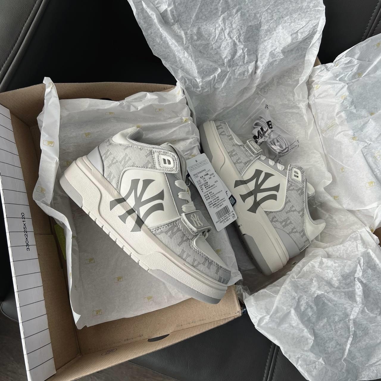 536 -  Giày MLB Liner Mid Monogram NY - Trắng Xám - Code 3ASXCDN3N-50GRS [HÀNG CHÍNH HÃNG]