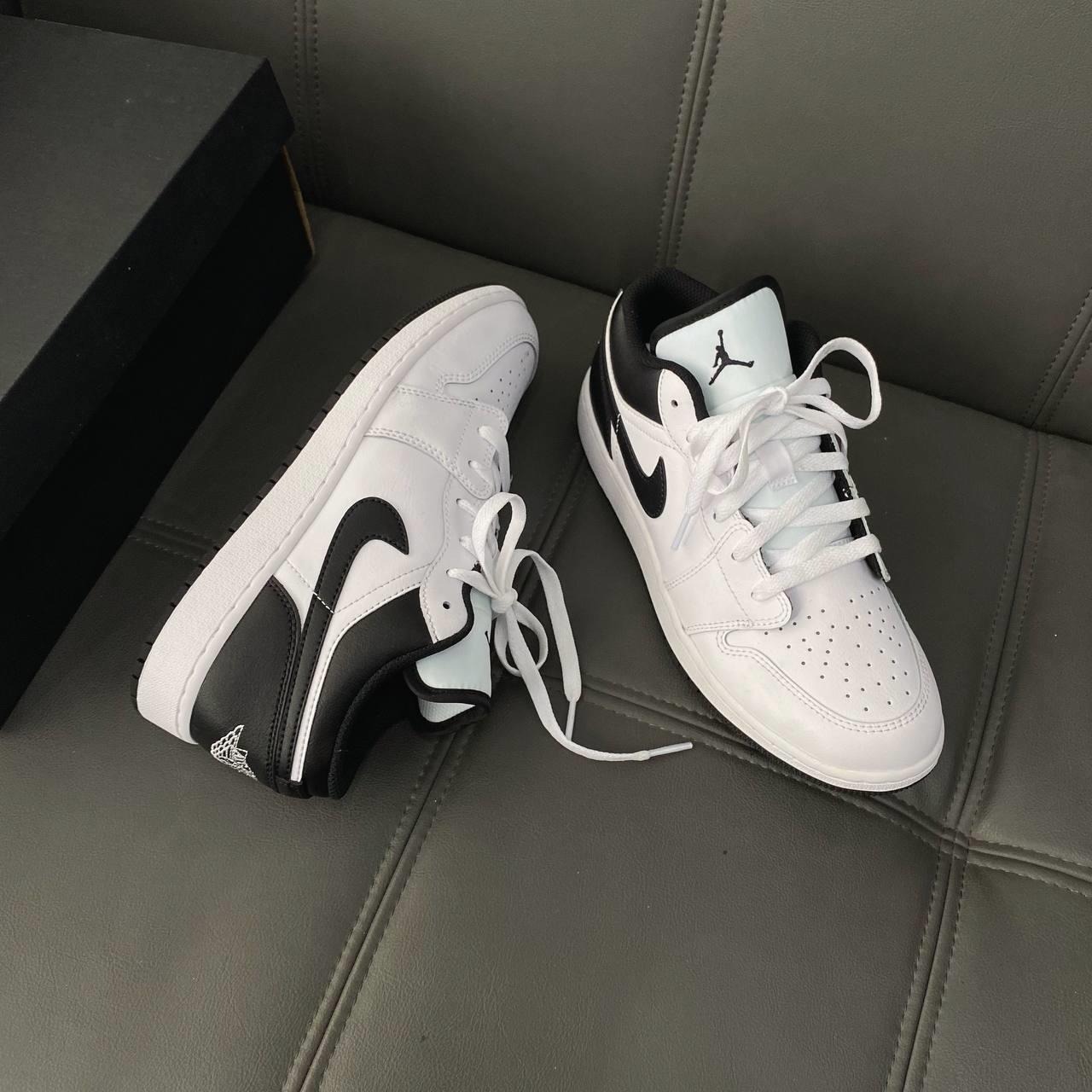 792 -  Giày Air Jordan 1 Low Reverse Panda - Code 553558 132 / 553560 132 [HÀNG CHÍNH HÃNG]