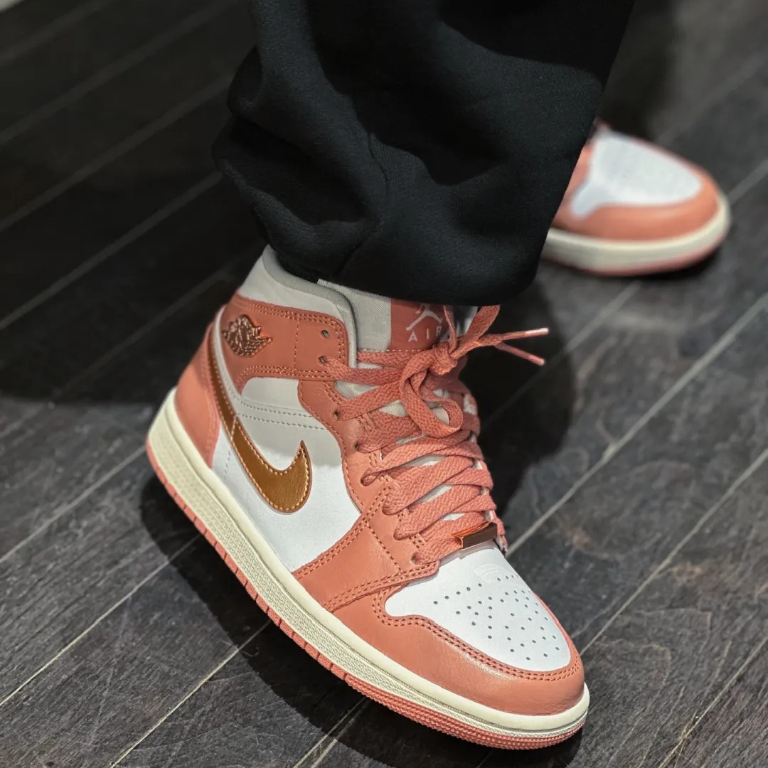 1694 - Giày Nike Air Jordan 1 Mid SE Red Stardust FB9892-670 [HÀNG CHÍNH HÃNG]