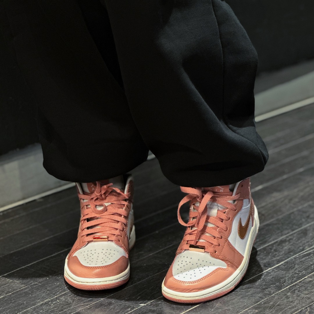 1694 - Giày Nike Air Jordan 1 Mid SE Red Stardust FB9892-670 [HÀNG CHÍNH HÃNG]