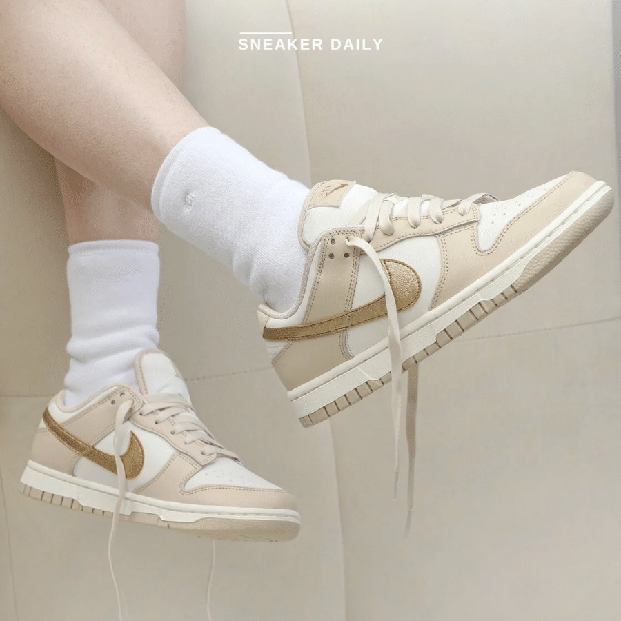 282 -  Giày Nike Dunk Low "Gold Swoosh" - Code DX5930-001 [HÀNG CHÍNH HÃNG]