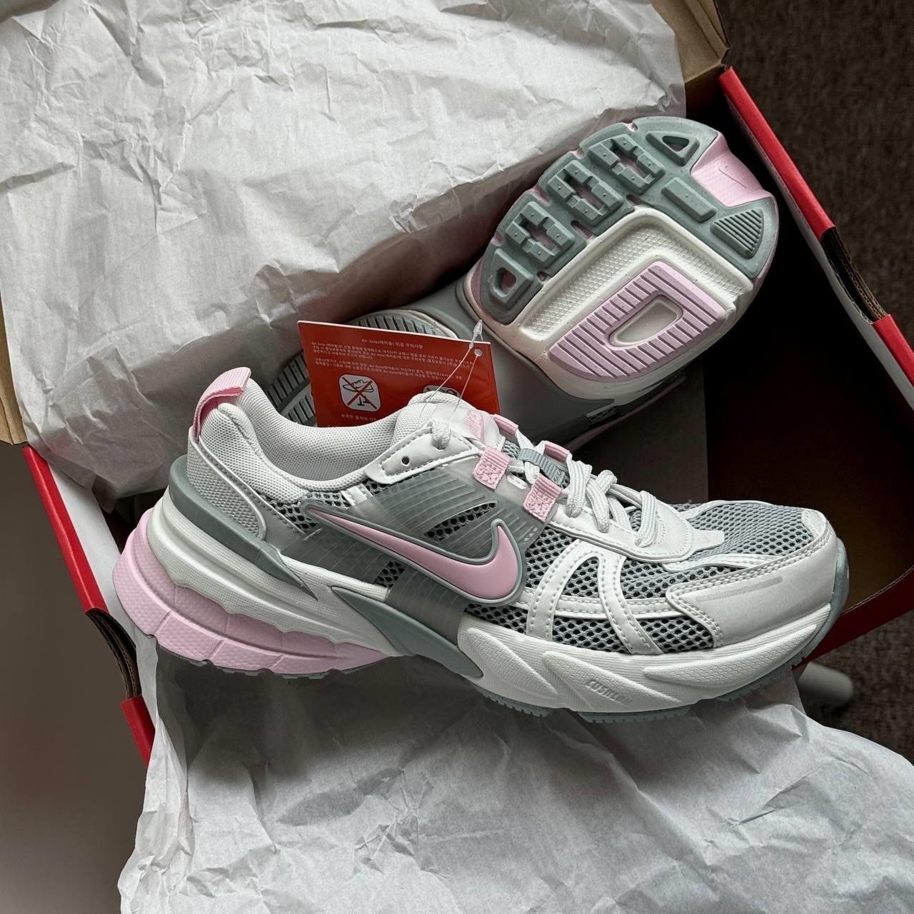 1821 - Giày Nike V2K Run Light Pumice Pink Foam HQ4046-001 [HÀNG CHÍNH HÃNG]