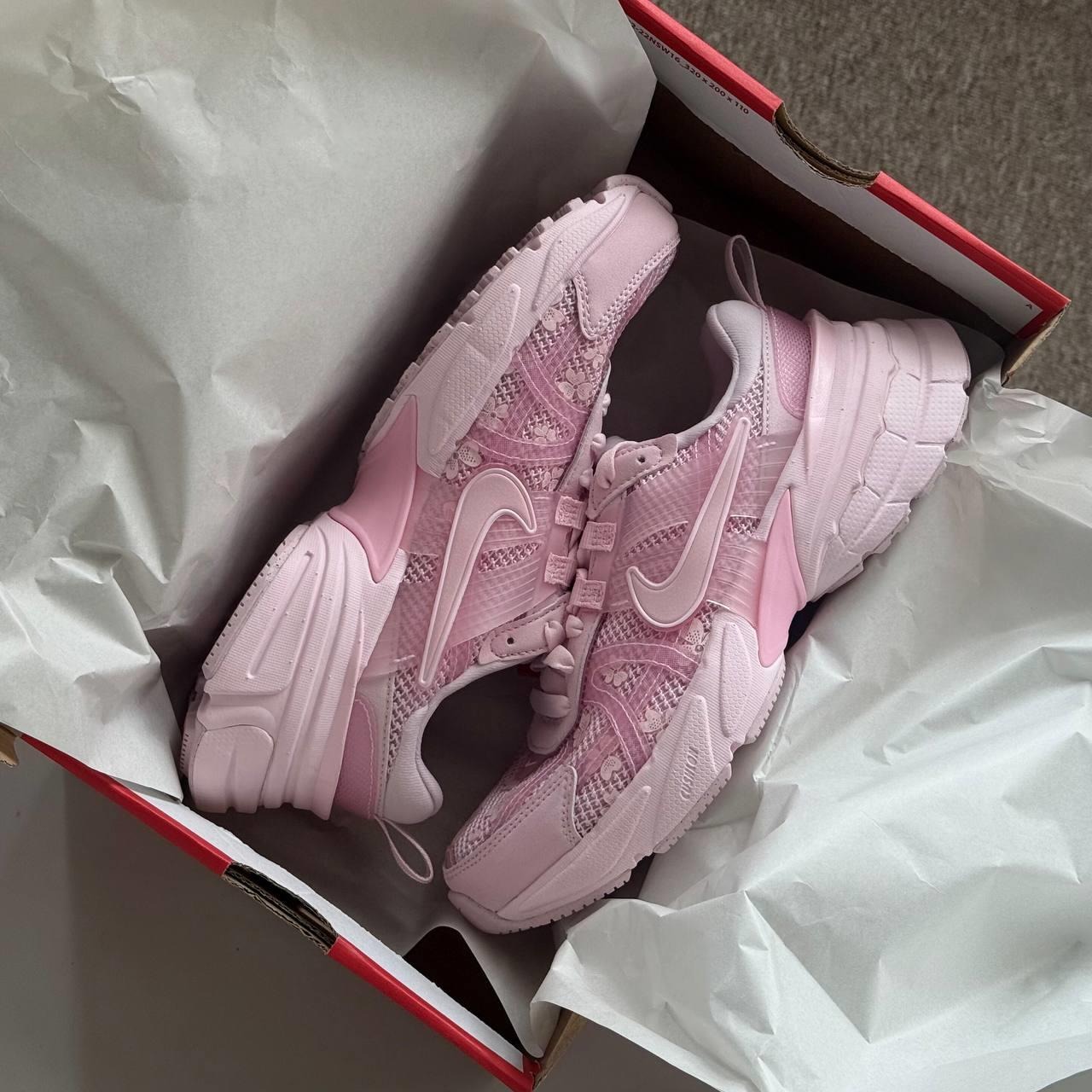 1964 - Giày Nike V2K Run ''Pink Foam'' HJ5269-600 [HÀNG CHÍNH HÃNG]