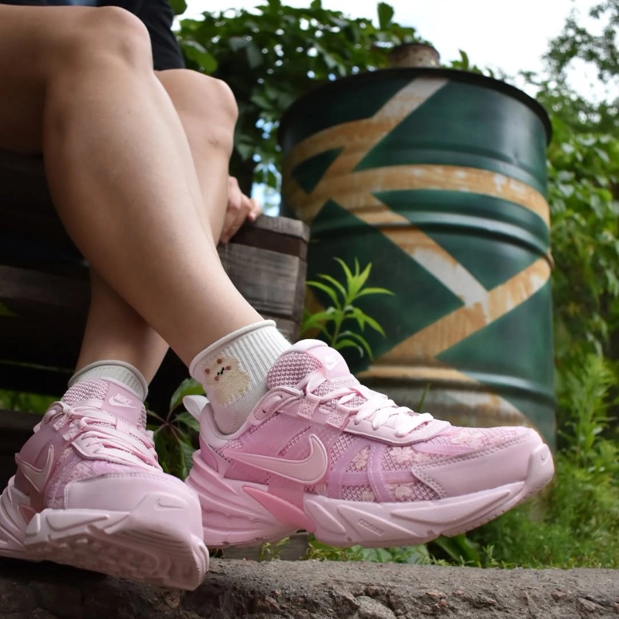 1964 - Giày Nike V2K Run ''Pink Foam'' HJ5269-600 [HÀNG CHÍNH HÃNG]