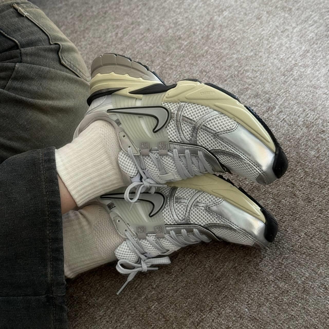 1819 - Giày Nike V2K Run Summit White Metallic Silver FD0736-100 [HÀNG CHÍNH HÃNG]