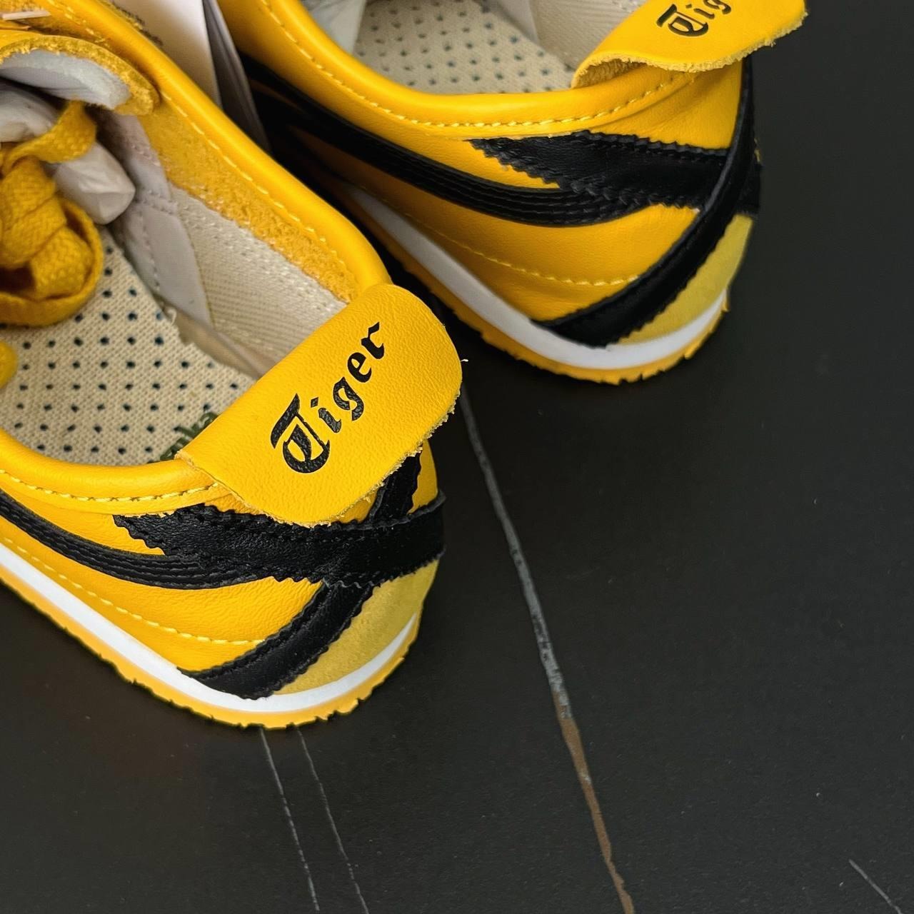 871 -  Giày Onitsuka Tiger Mexico 66 Yellow Black - Code 1183C102-751 [HÀNG CHÍNH HÃNG]
