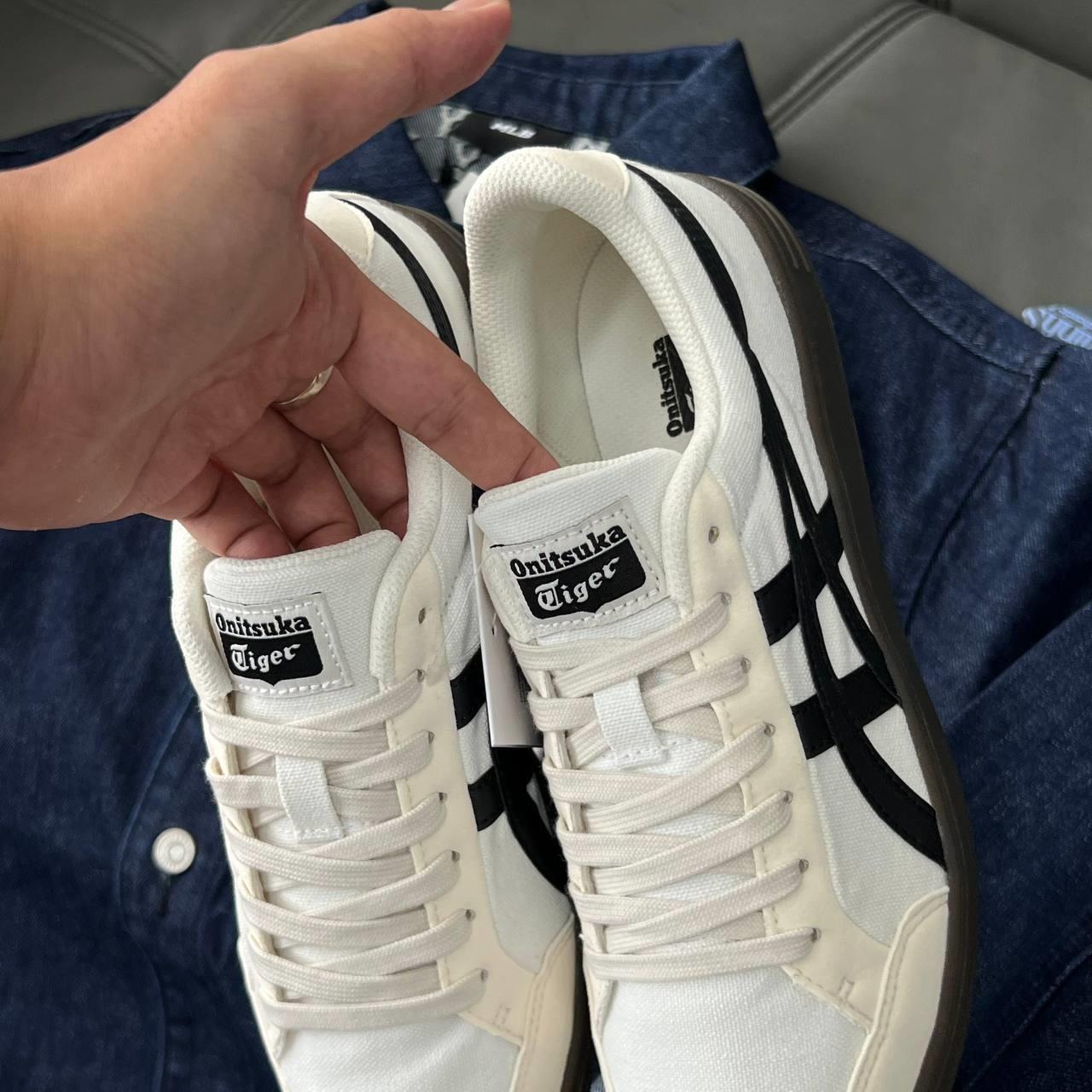710 -  Giày Onitsuka Tiger Advanti Cream White Black - 1183B799 101 [HÀNG CHÍNH HÃNG]
