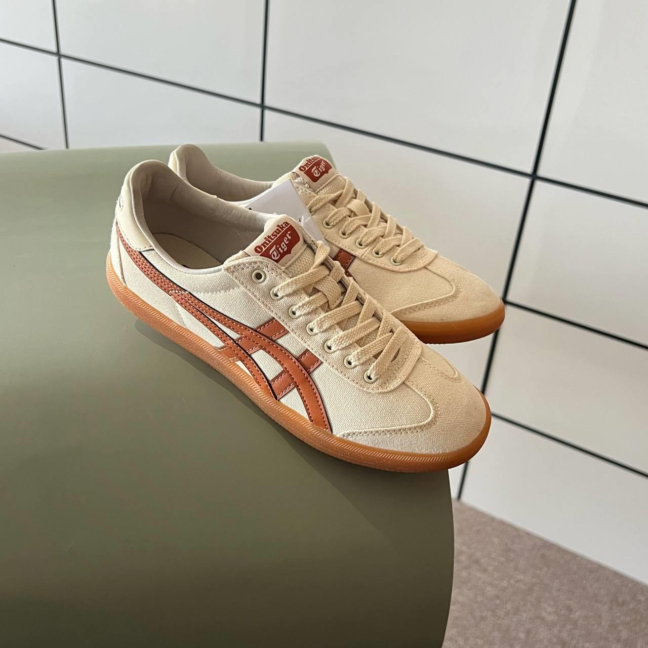 2008 - Giày Onitsuka Tiger Tokuten Cream Orange 1183A862-200 [HÀNG CHÍNH HÃNG]