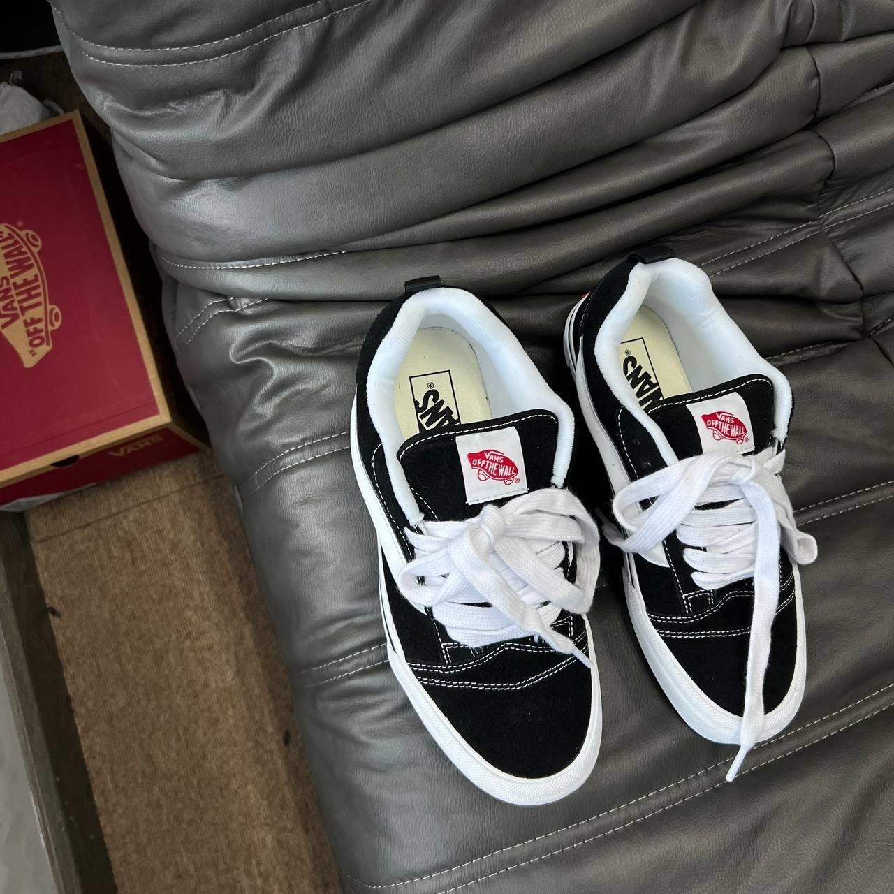 907-  Giày Vans Knu Skool Black White - Code VN0009QC6BT [HÀNG CHÍNH HÃNG]