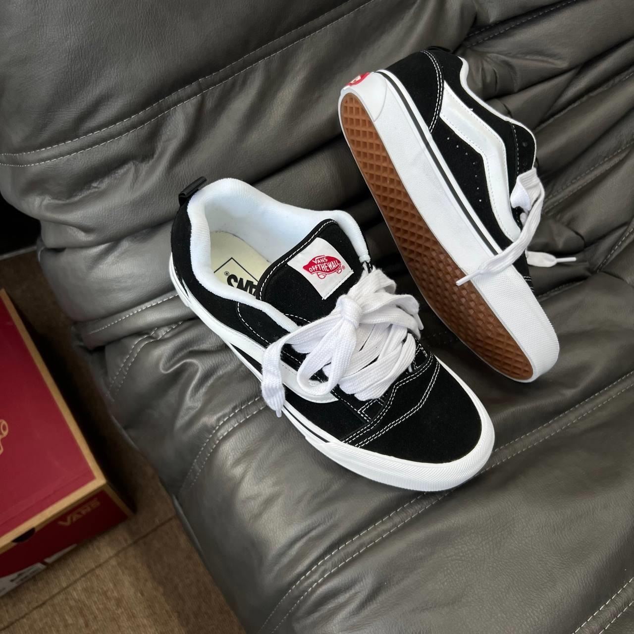 907-  Giày Vans Knu Skool Black White - Code VN0009QC6BT [HÀNG CHÍNH HÃNG]