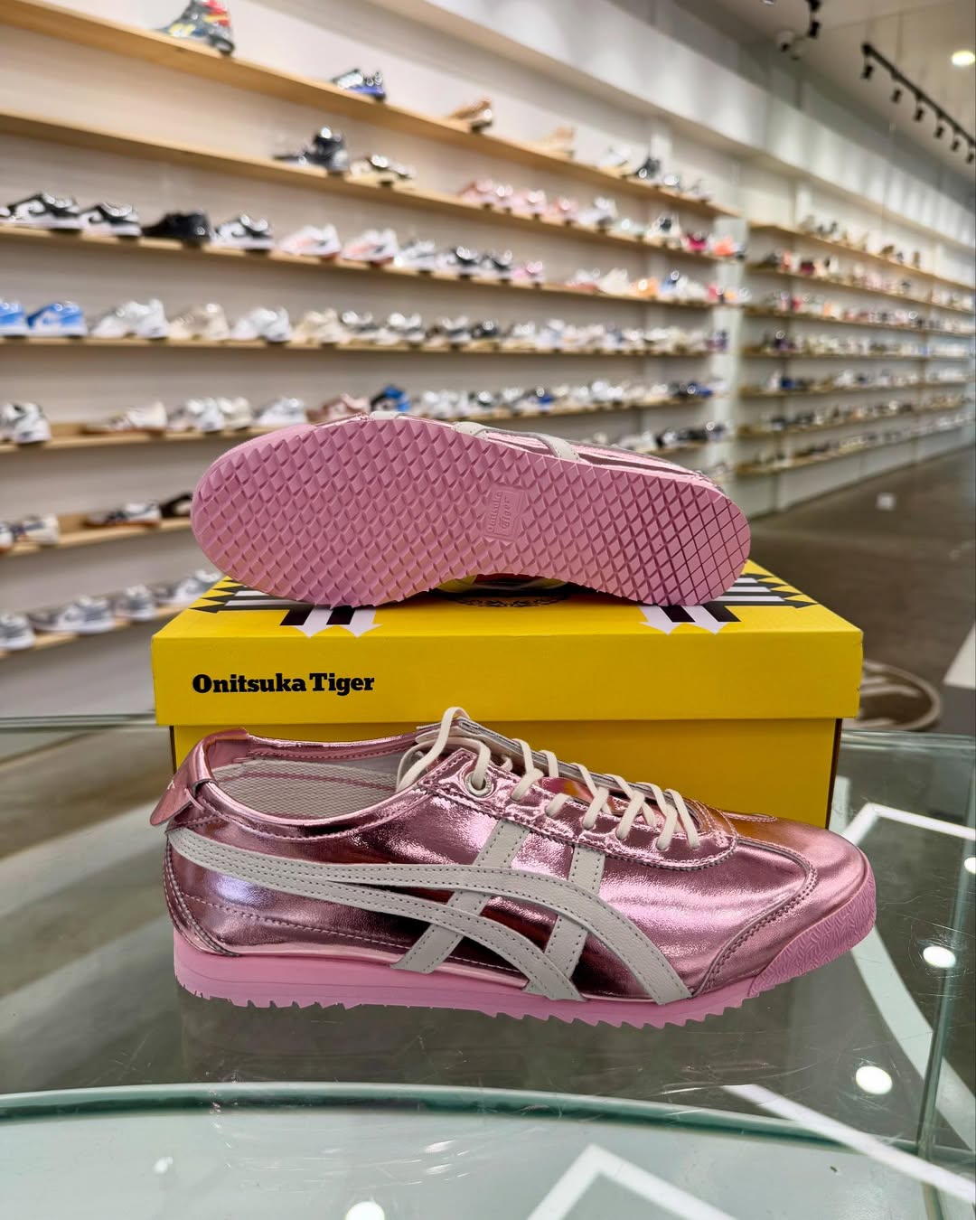 2569 - Giày Onitsuka Tiger Mexico 66 SD Metallic Series Crystal Pink Cream 1183C468-700 [HÀNG CHÍNH HÃNG]