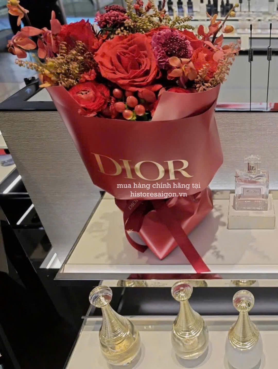 2138 - Hoa Vĩnh Cửu Dior Gift Full Box - Dior Eternal Flower (Gift Hãng Tặng Khách) [HÀNG CHÍNH HÃNG]
