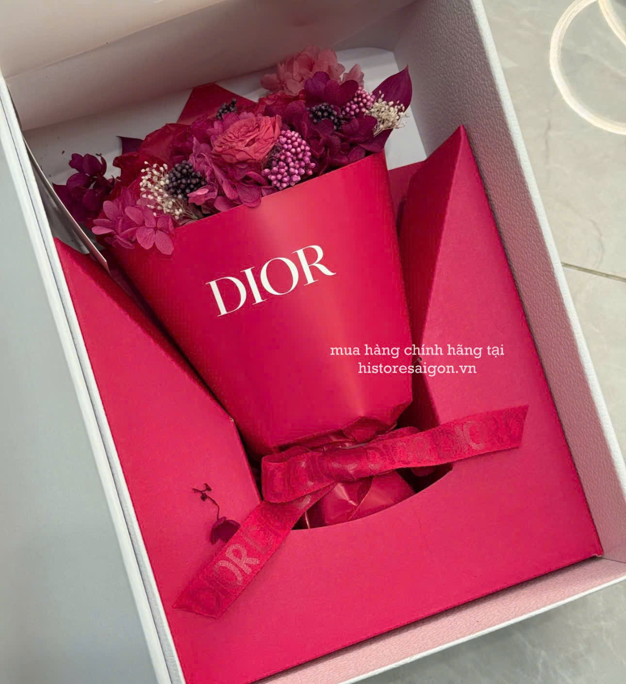 2138 - Hoa Vĩnh Cửu Dior Gift Full Box - Dior Eternal Flower (Gift Hãng Tặng Khách) [HÀNG CHÍNH HÃNG]