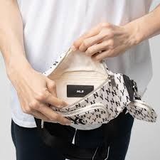 896 -  Túi MLB Monogram Hip Sack New York Yankees - Cream - Túi Bao Tử - Code 3AHSM012N-50CRD [HÀNG CHÍNH HÃNG]