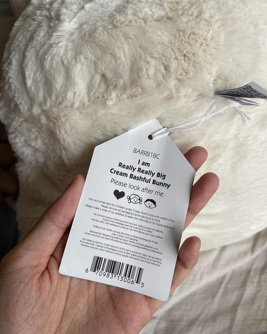 2077 - JellyCat 108cm Bunny Cream Trắng - Jellycat Bashful Bunny Cream Really Really Big 108cm [HÀNG CHÍNH HÃNG]