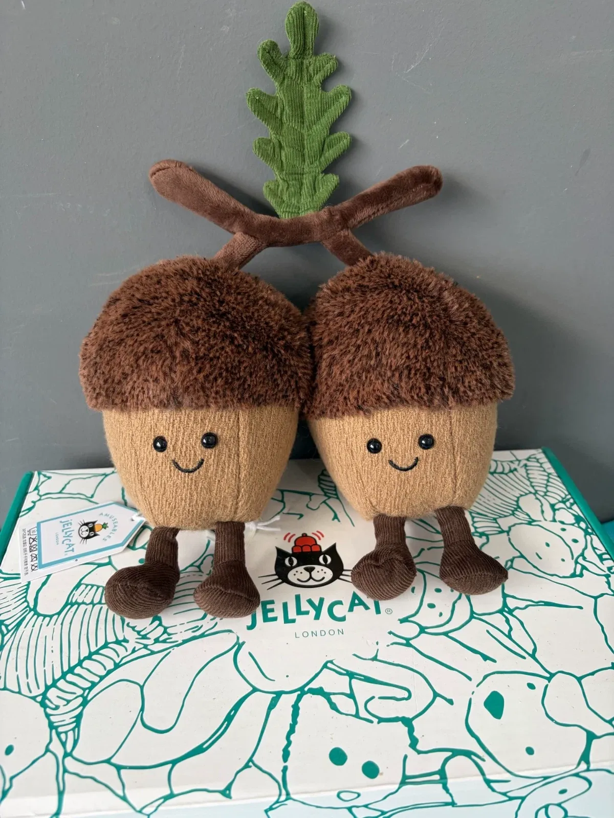 Jellycat Ort & Tum Acorns 18cm Chính Hãng