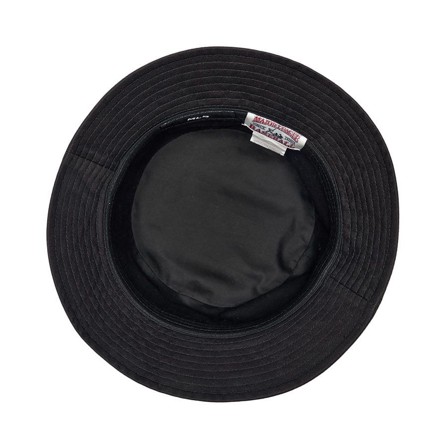 362 -  Nón Bucket Big B - Đen Trái Tim Đỏ [HÀNG CHÍNH HÃNG]