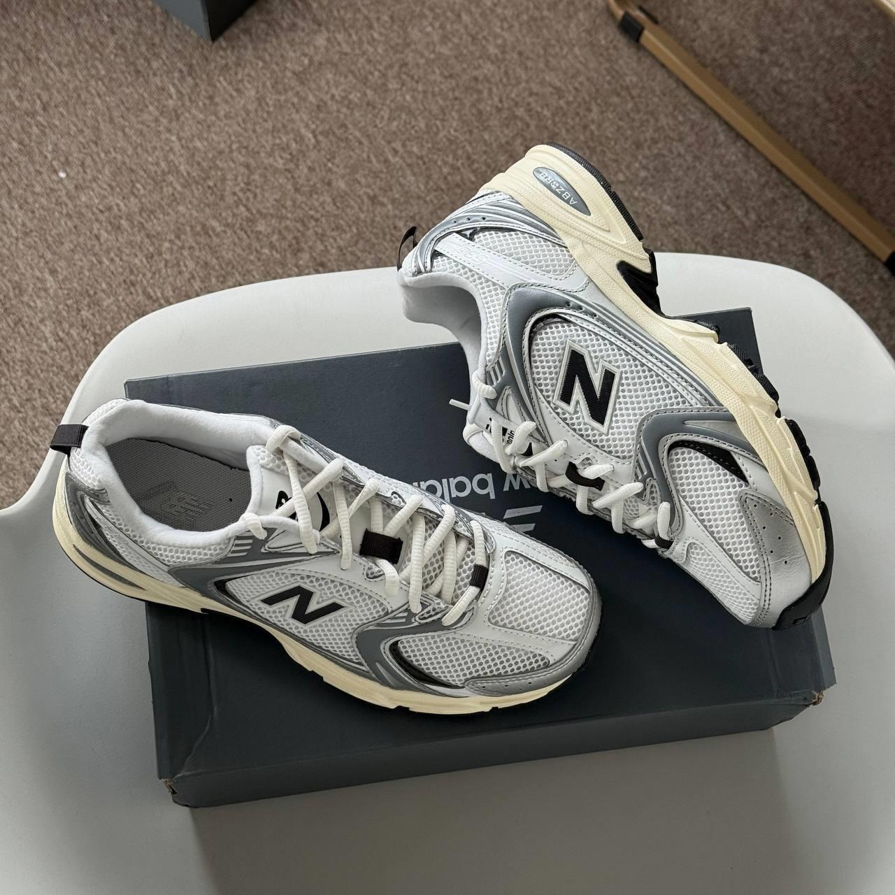 2089 - Giày New Balance 530 Silver Metallic U530ESA [HÀNG CHÍNH HÃNG]