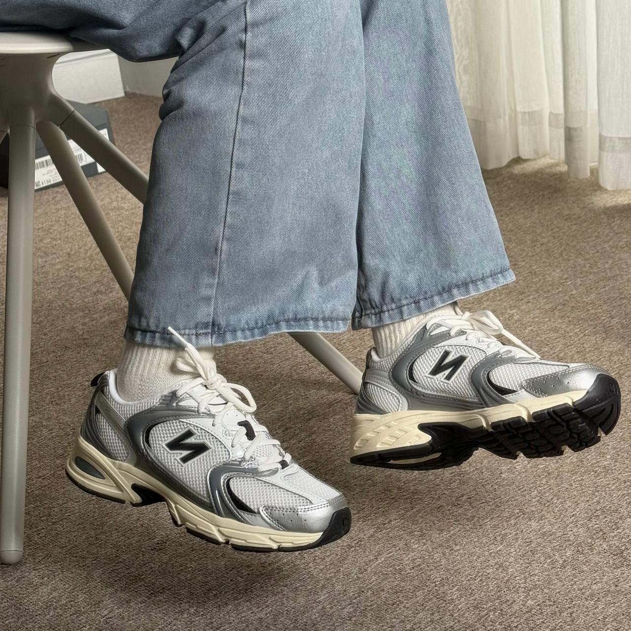 2089 - Giày New Balance 530 Silver Metallic U530ESA [HÀNG CHÍNH HÃNG]